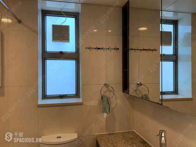 Wan Chai - The Zenith Phase 1 Block 2 08