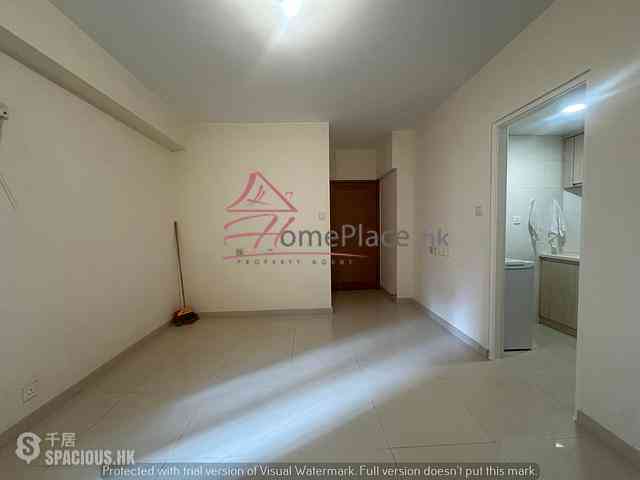 Mid Levels Central - On Fung Building 02