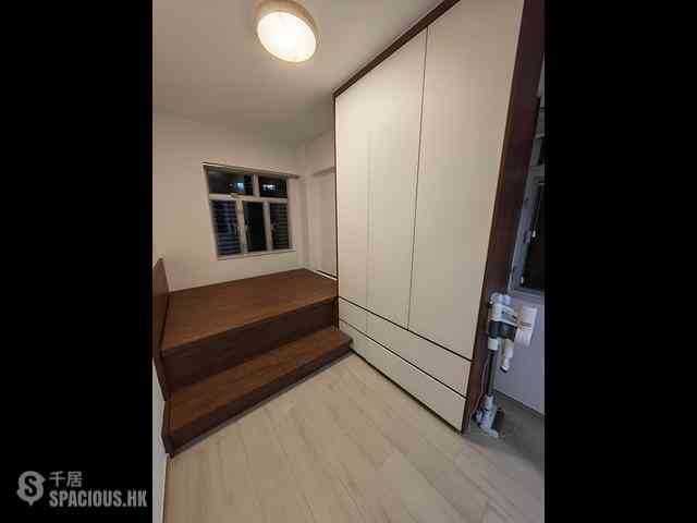 Tai Hang - Kanfield Mansion 04
