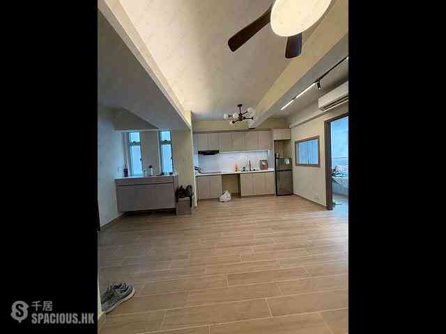 Wan Chai - Golden Jubilee House 01