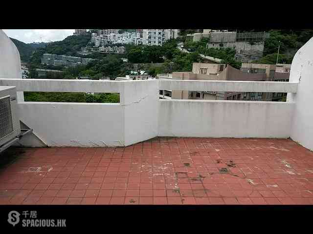 Repulse Bay - Burnside Estate 02