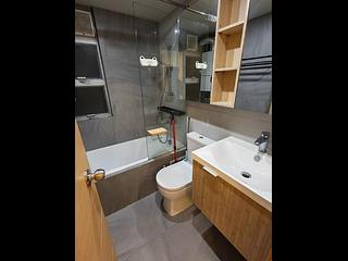 Tai Hang - Kanfield Mansion 02