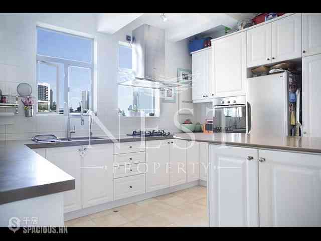 Pok Fu Lam - Four Winds Apartment 03
