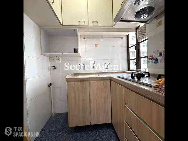 Sai Ying Pun - Wealth Building 04