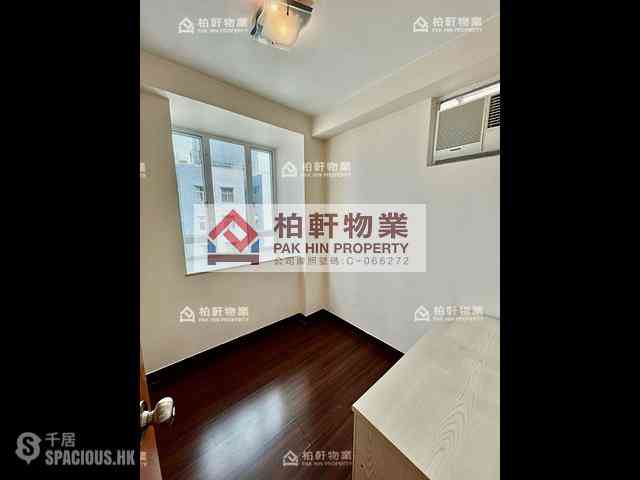 Quarry Bay - Tak Fat Building 03