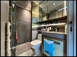 Sai Ying Pun - King's Hill 05