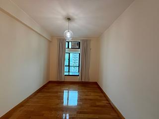 Mid Levels West - Imperial Court Block C 10