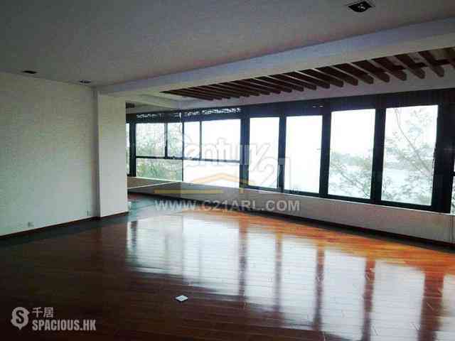 Stanley - Faber Villa 02