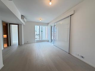 Wan Chai - 33 Kennedy Road 06
