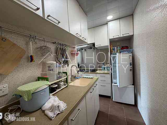 Kennedy Town - Pearl Court 06