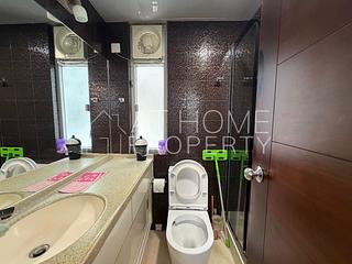Kennedy Town - Pearl Court 12