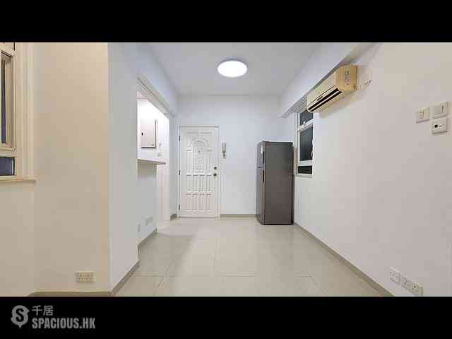 Wan Chai - Hay Wah Building Block B 01