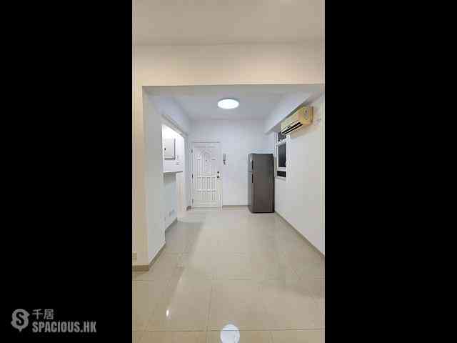 Wan Chai - Hay Wah Building Block B 06