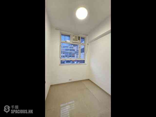 Wan Chai - Hay Wah Building Block B 08