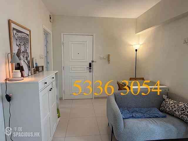 Mid Levels Central - Windsor Court 01