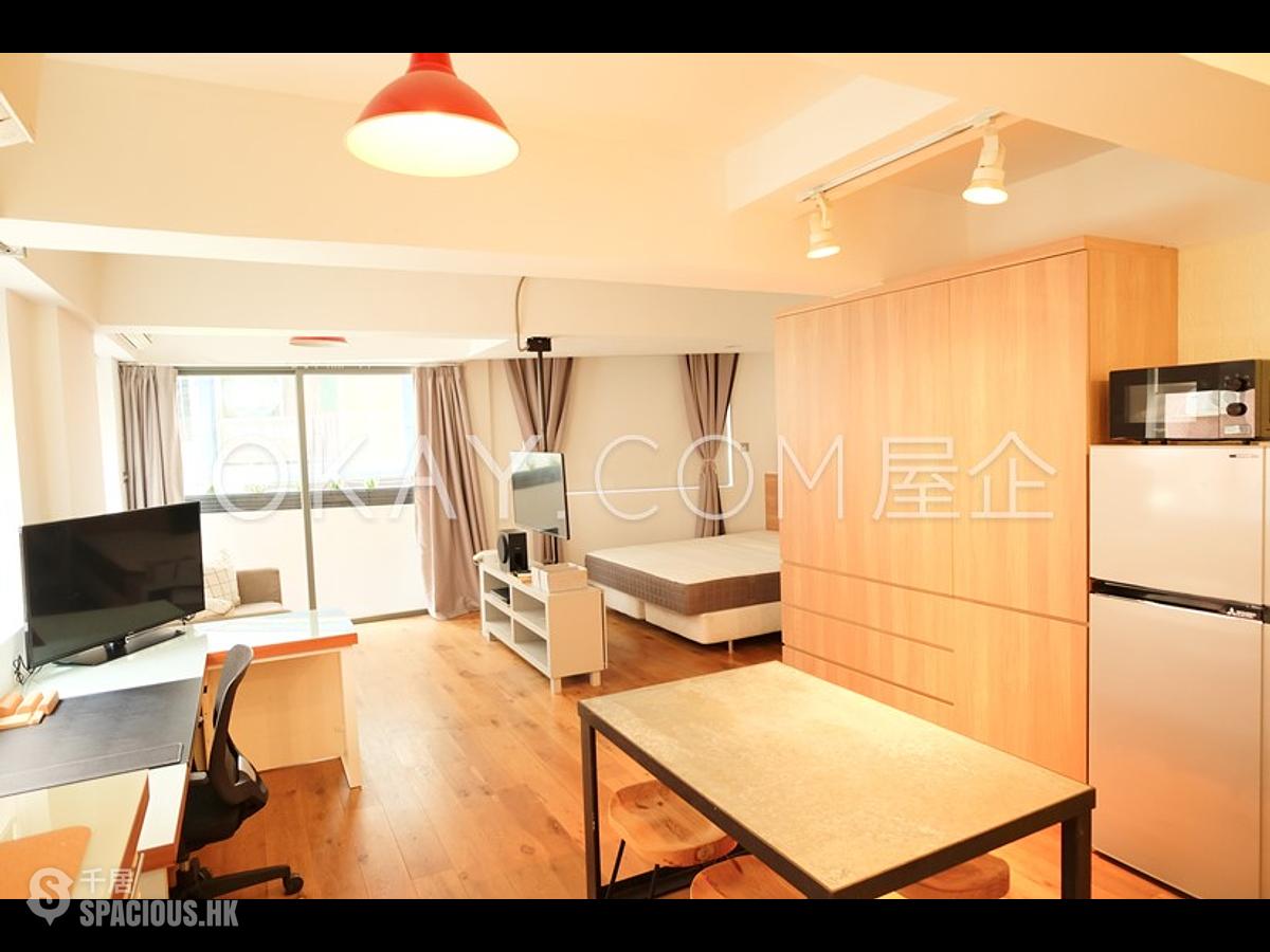 Soho - 40, Elgin Street 01