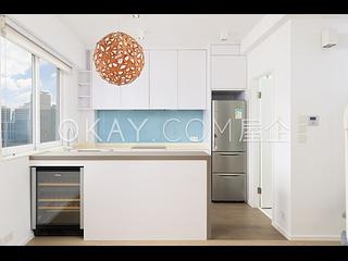 Soho - Sunrise House 03