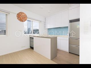 Soho - Sunrise House 04