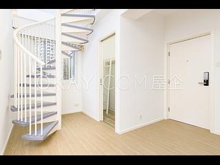 Soho - Sunrise House 05