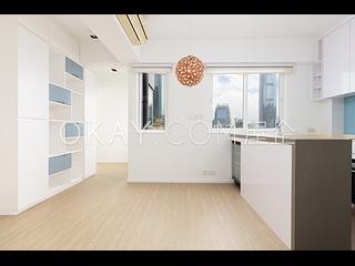 Soho - Sunrise House 08