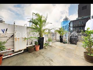 Soho - Sunrise House 11