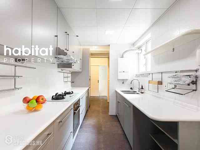 Mid Levels Central - Brewin Court 04