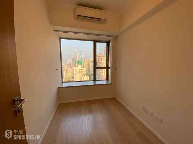 Sai Ying Pun - The Nova 08