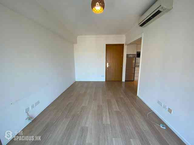 Sai Ying Pun - The Nova 09