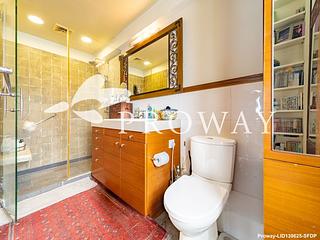 Pok Fu Lam - Baguio Villa Block 31 08