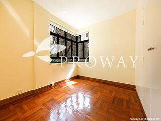 Mid Levels Central - Pak Fai Mansion 08