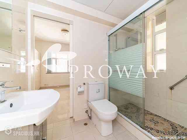 Pok Fu Lam - Baguio Villa Block 26 07