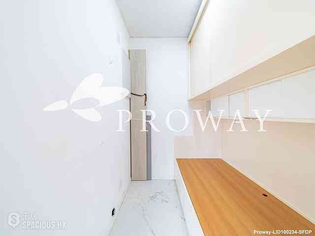 Wan Chai - The Oakhill 12