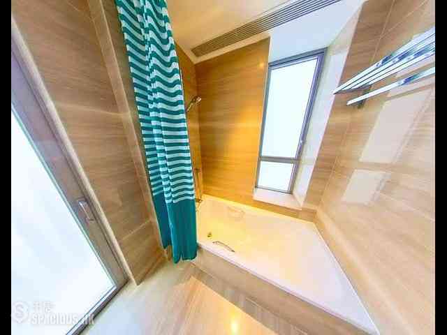 Sai Ying Pun - The Summa Block 2 09