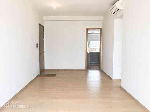 Sai Ying Pun - The Summa Block 2 04