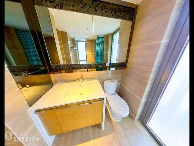 Sai Ying Pun - The Summa Block 2 08