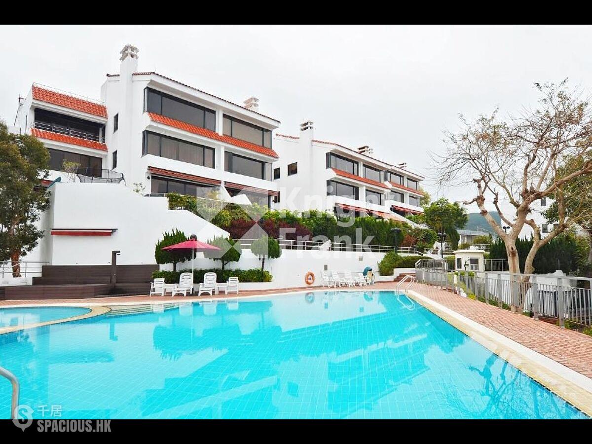 Repulse Bay - 9-10, Headland Road 01
