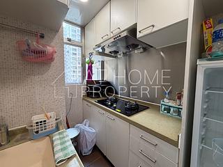 Kennedy Town - Pearl Court 08