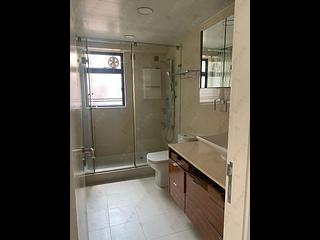 Mid Levels Central - The Grand Panorama Block 4 07