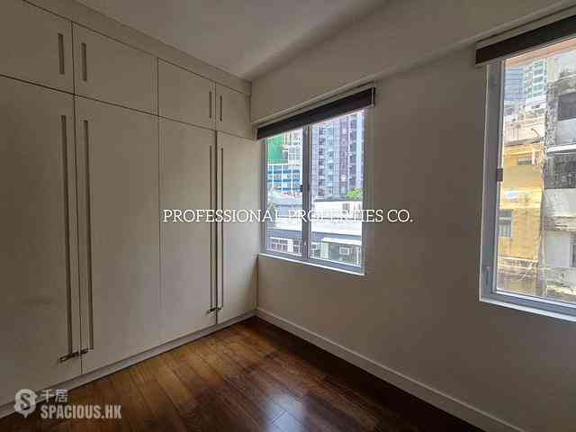 Sheung Wan - Kam Ho Mansion 04