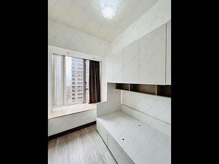Sai Ying Pun - Island Crest Block 1 24