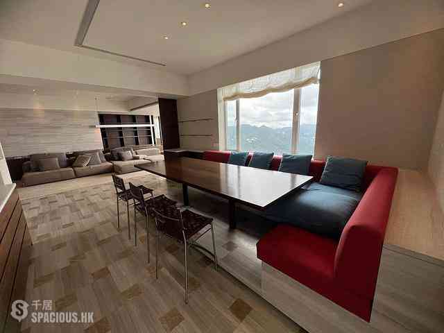 The Peak - La Hacienda Block B 03