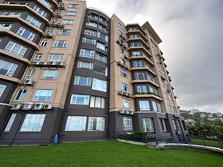 The Peak - La Hacienda Block B 08