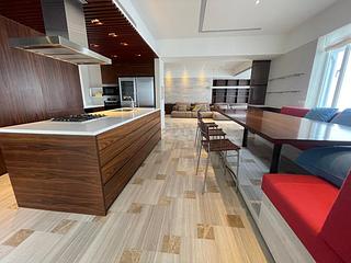 The Peak - La Hacienda Block B 11