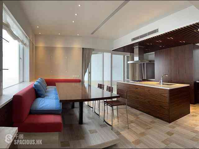 The Peak - La Hacienda Block B 13