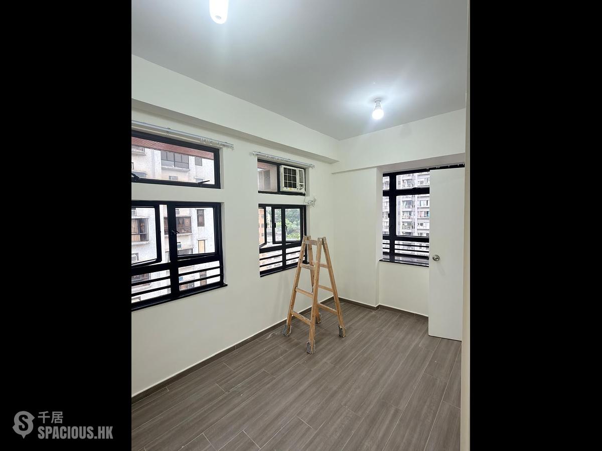 Sai Ying Pun - Flora Court 01