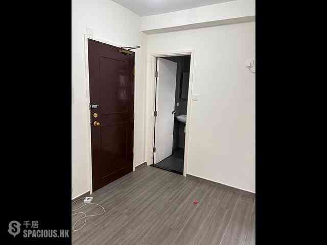 Sai Ying Pun - Flora Court 03