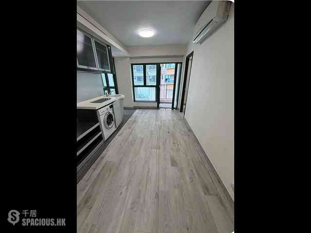 Sai Wan Ho - Grand Promenade 01