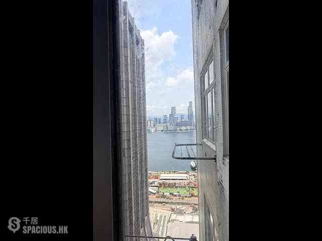 Wan Chai - Causeway Centre 10