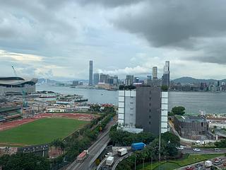 Wan Chai - The Gloucester 13