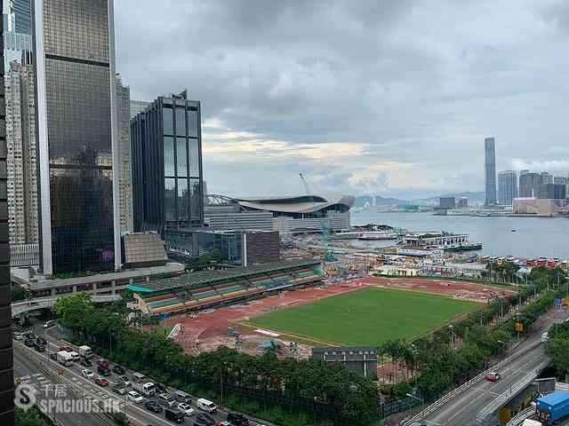 Wan Chai - The Gloucester 14